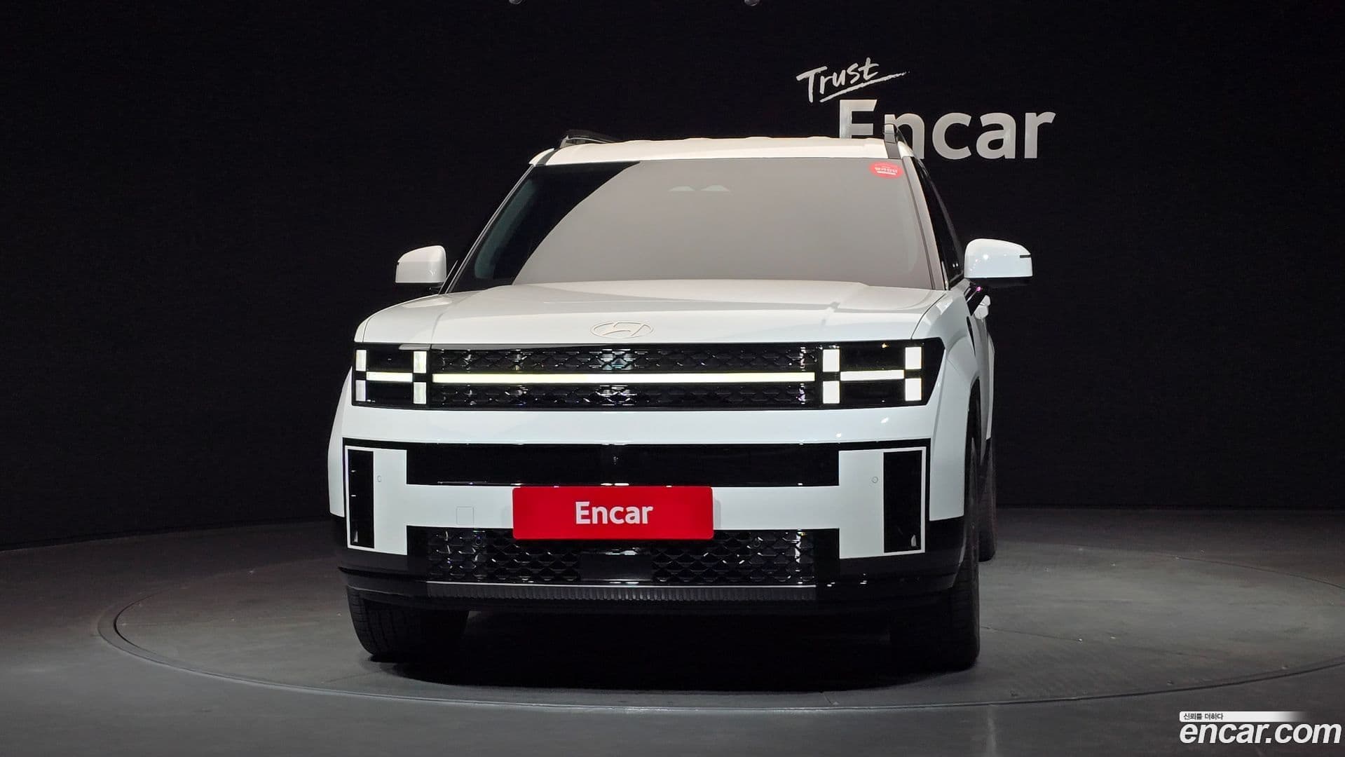 Main__Slider__Photo:Santafe Hyundai 2025.8-2