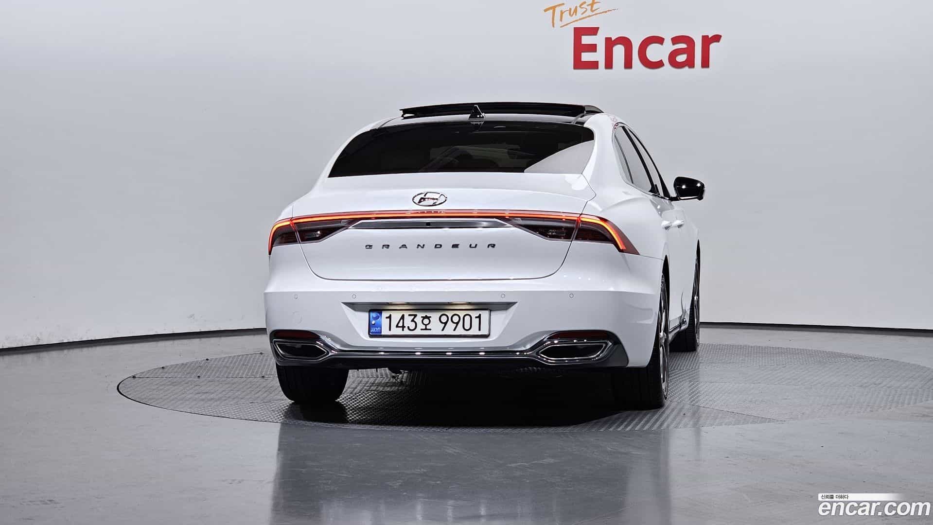 Grandeur Hyundai 2021.11-OUTER-004