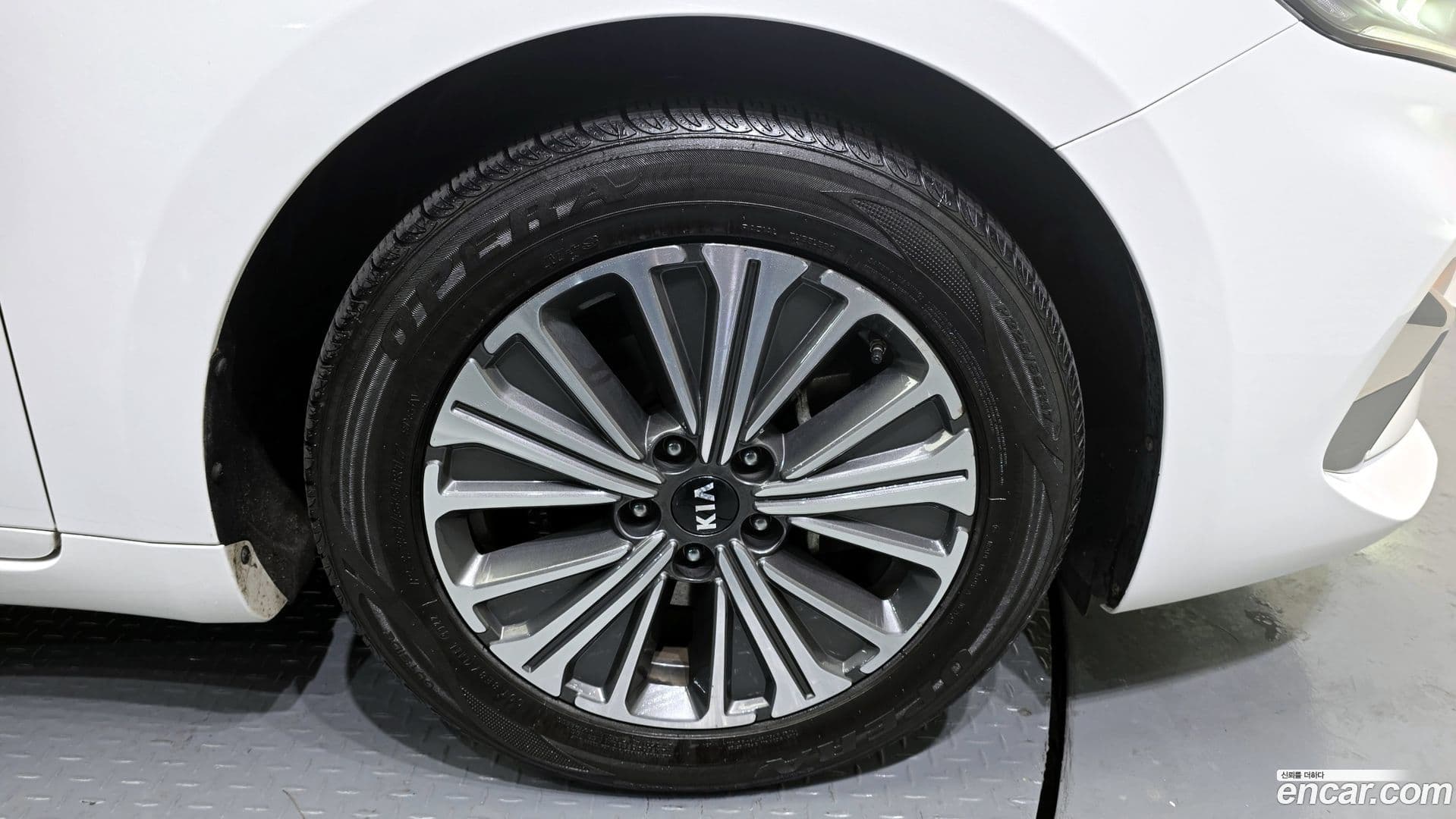 Main__Slider__Photo:K7 Kia 2019.8-4