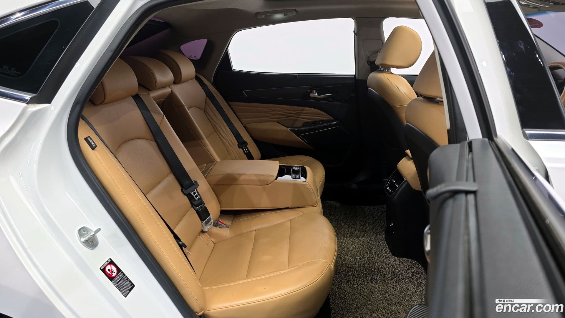 Main__Slider__Photo:K7 Kia 2019.8-11