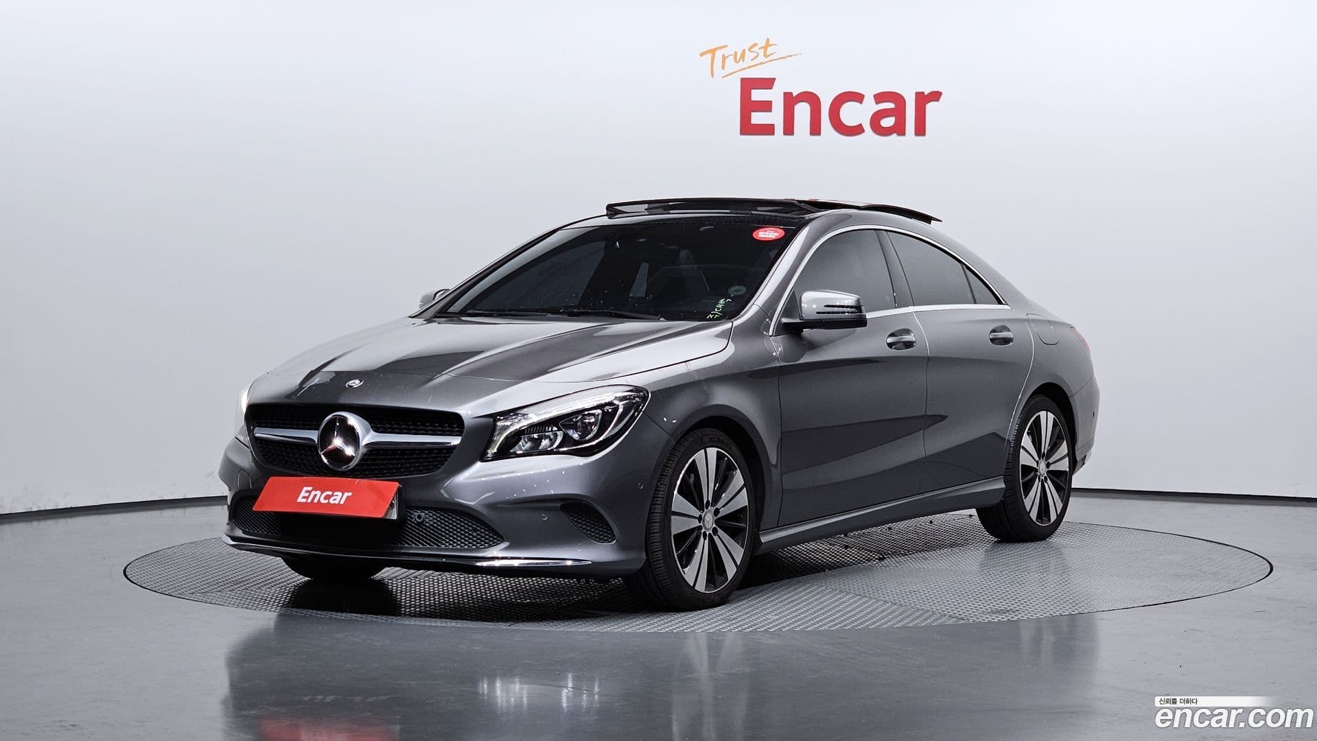 Main__Slider__Photo:CLA-Class Mercedes-Benz 2017.0-0