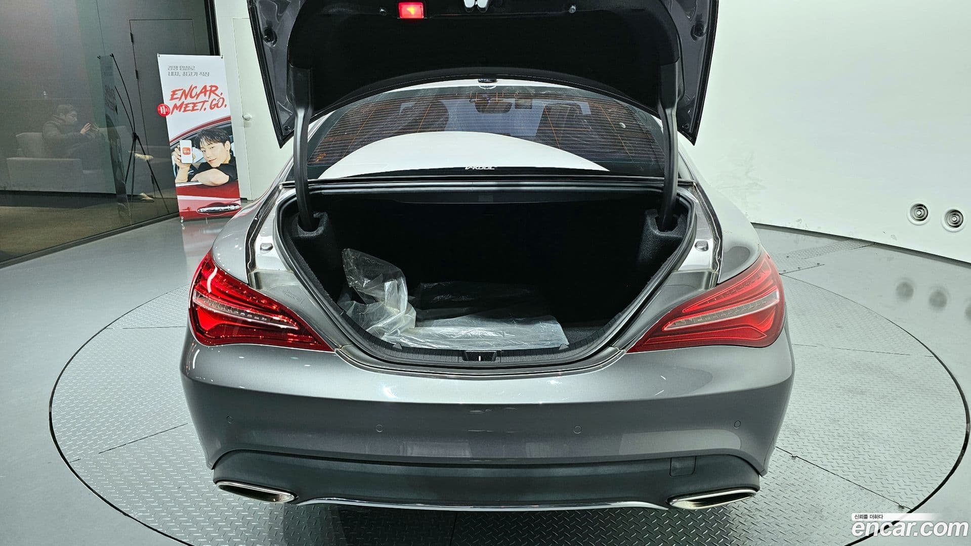 Main__Slider__Photo:CLA-Class Mercedes-Benz 2017.0-19