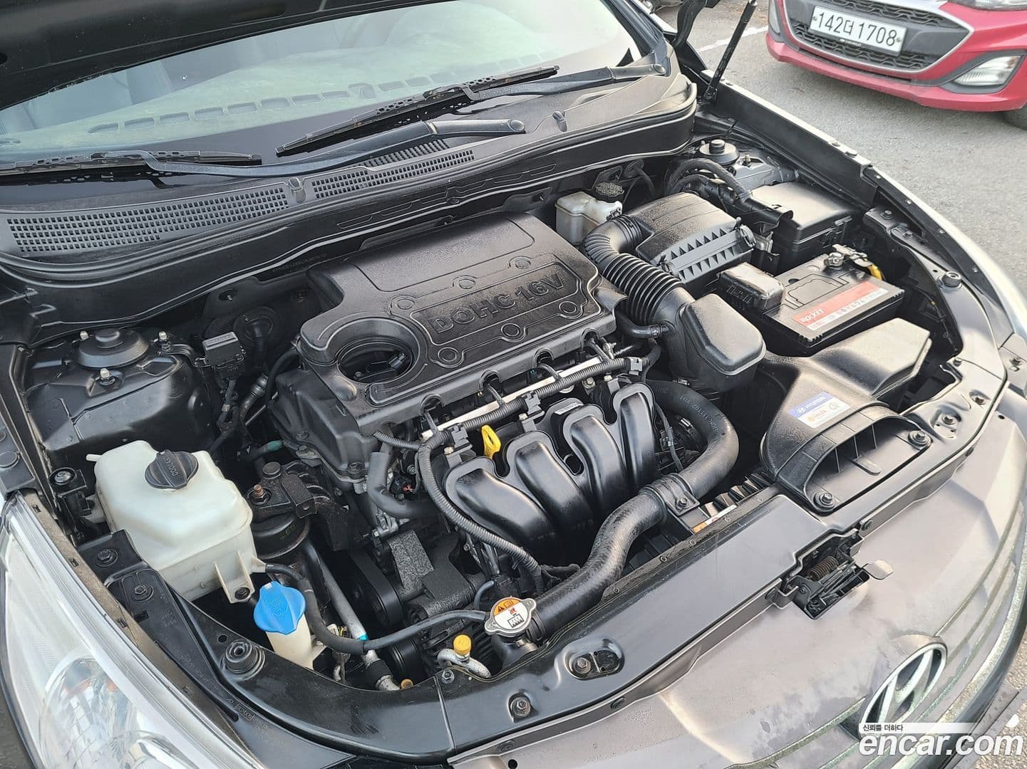 Main__Slider__Photo:Sonata Hyundai 2011.10-11