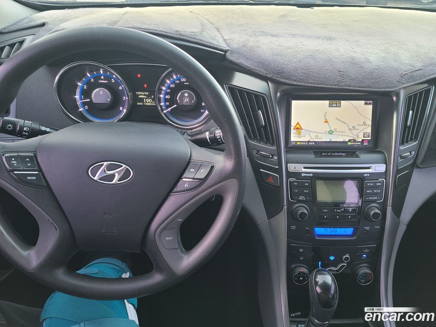 Main__Slider__Photo:Sonata Hyundai 2011.10-15