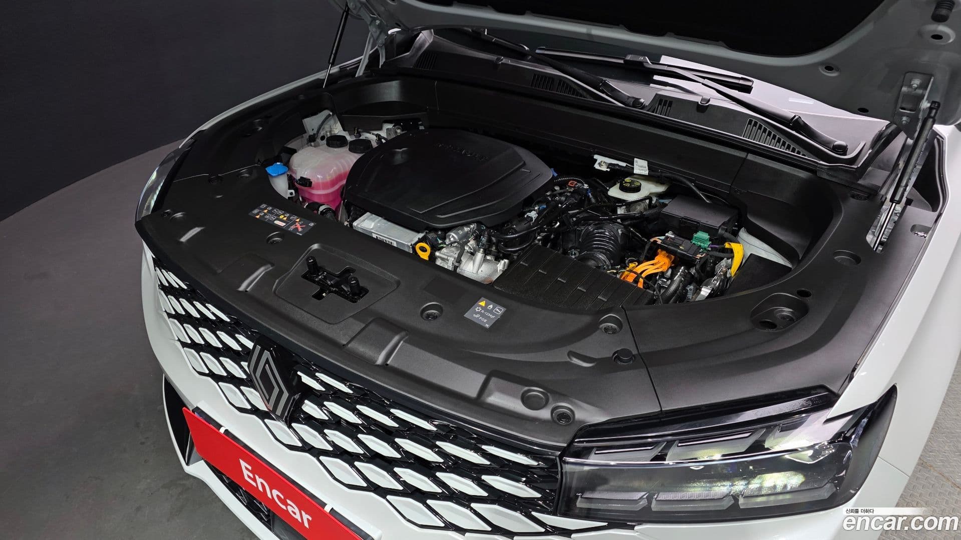 Main__Slider__Photo:Grand Koleos Renault-KoreaSamsung 2025.4-5