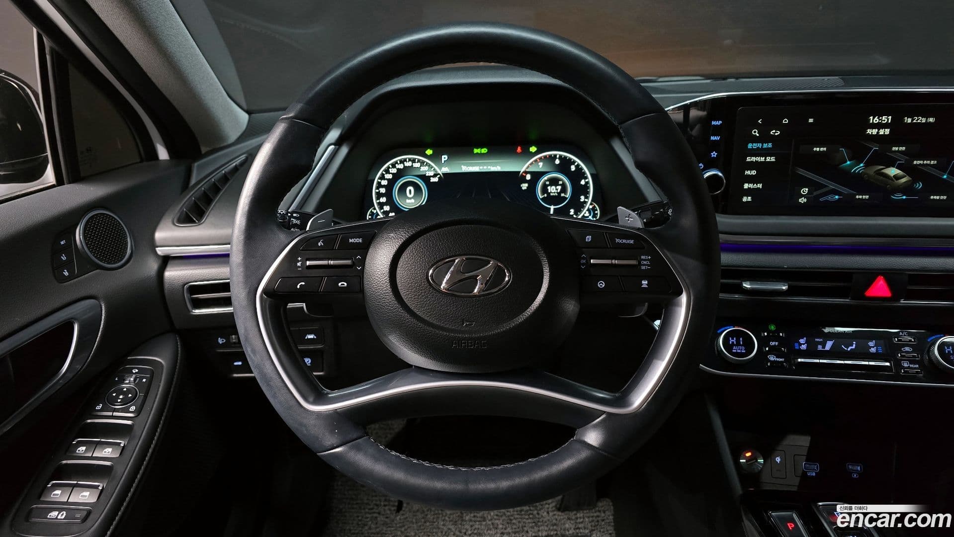 Main__Slider__Photo:Sonata Hyundai 2021.11-12