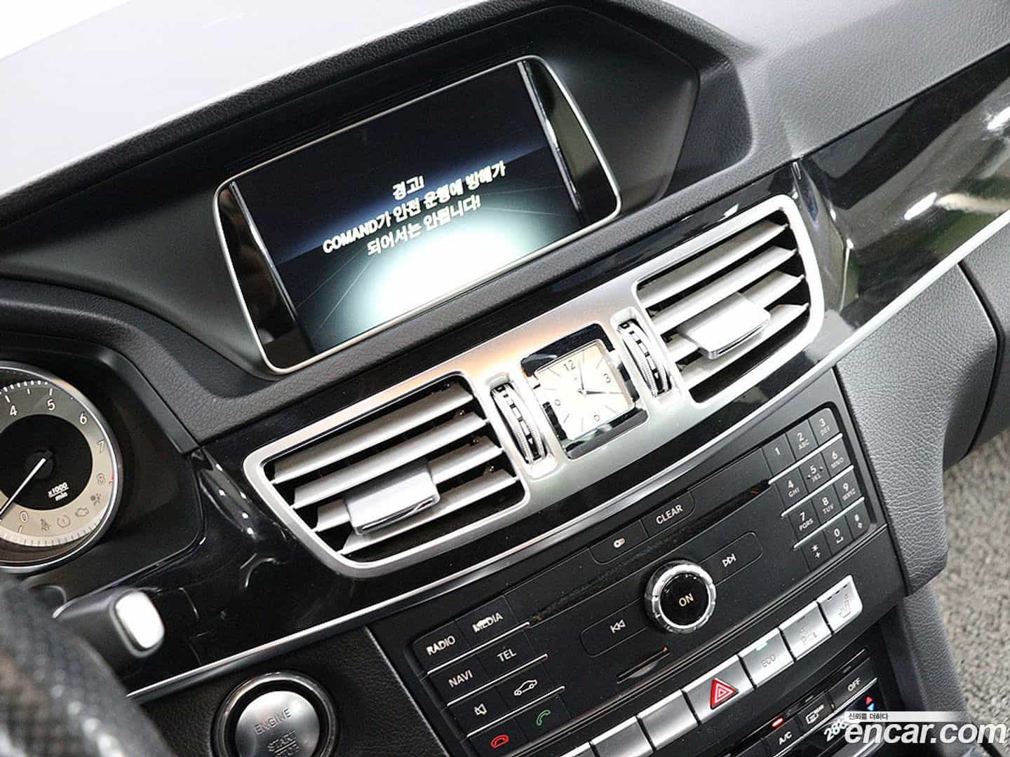 E-Class Mercedes-Benz 2015.10-INNER-007