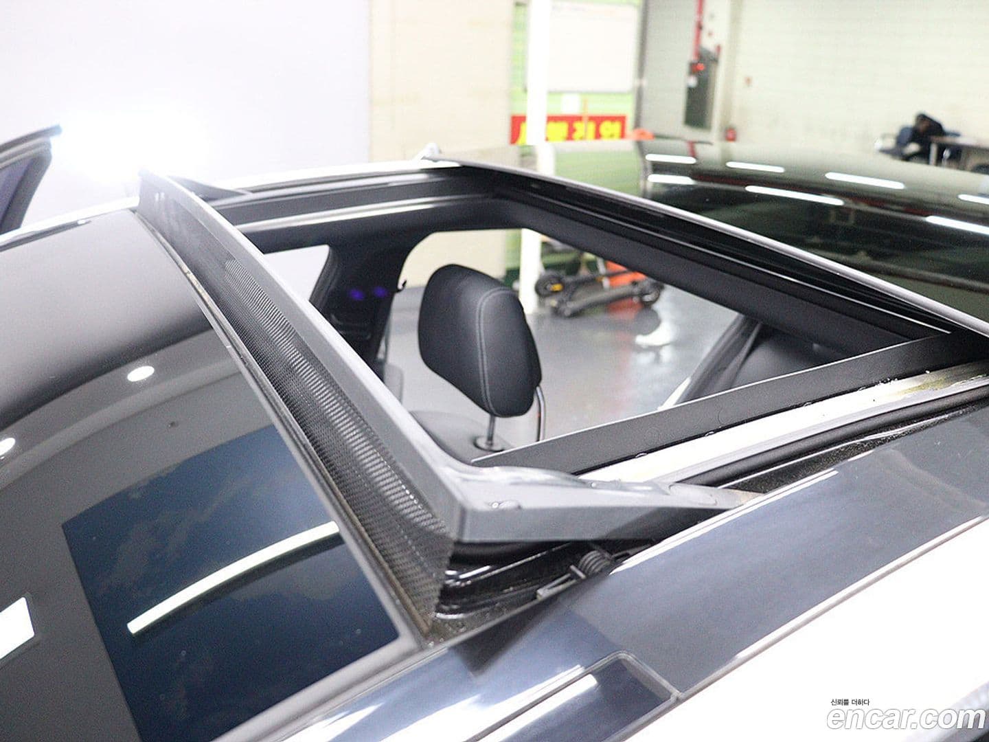 Main__Slider__Photo:E-Class Mercedes-Benz 2015.10-12