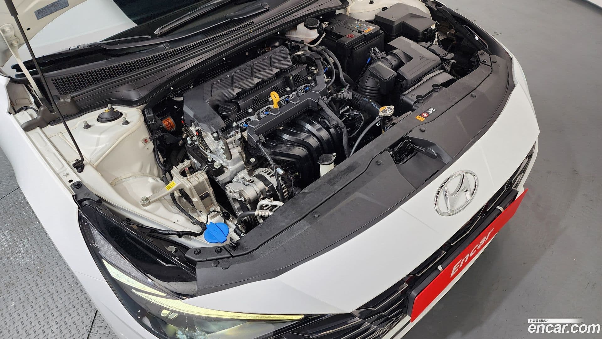 Main__Slider__Photo:AVANTE Hyundai 2021.11-5