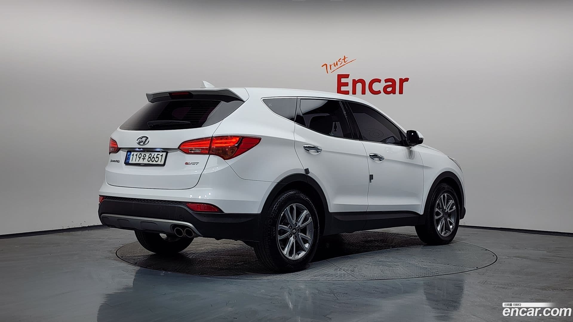 Main__Slider__Photo:Santafe Hyundai 2014.4-1