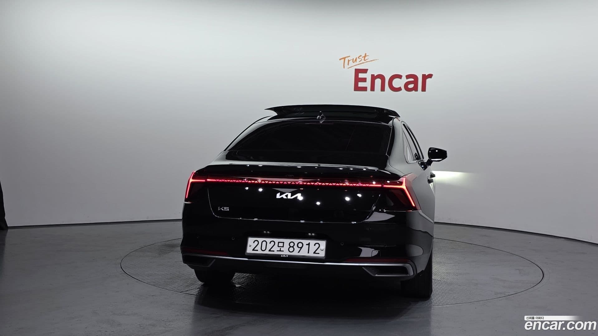 Main__Slider__Photo:K8 Kia 2021.4-3