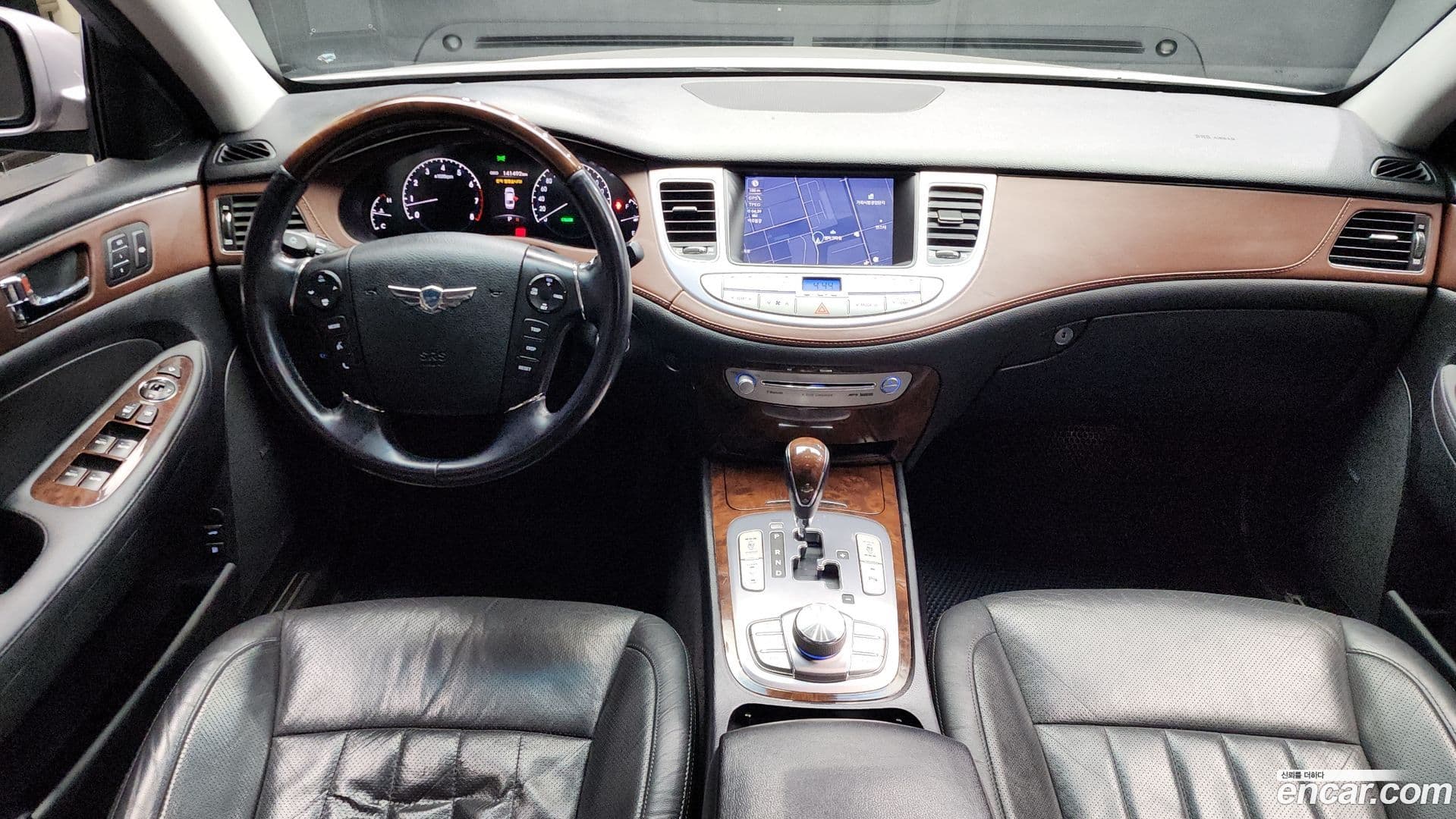 Main__Slider__Photo:Genesis Hyundai 2011.0-6