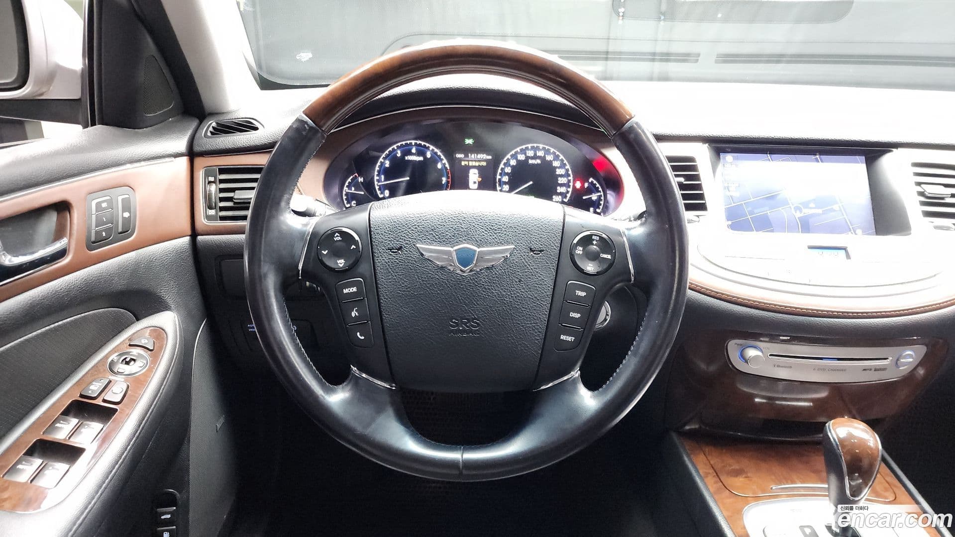 Main__Slider__Photo:Genesis Hyundai 2011.0-12