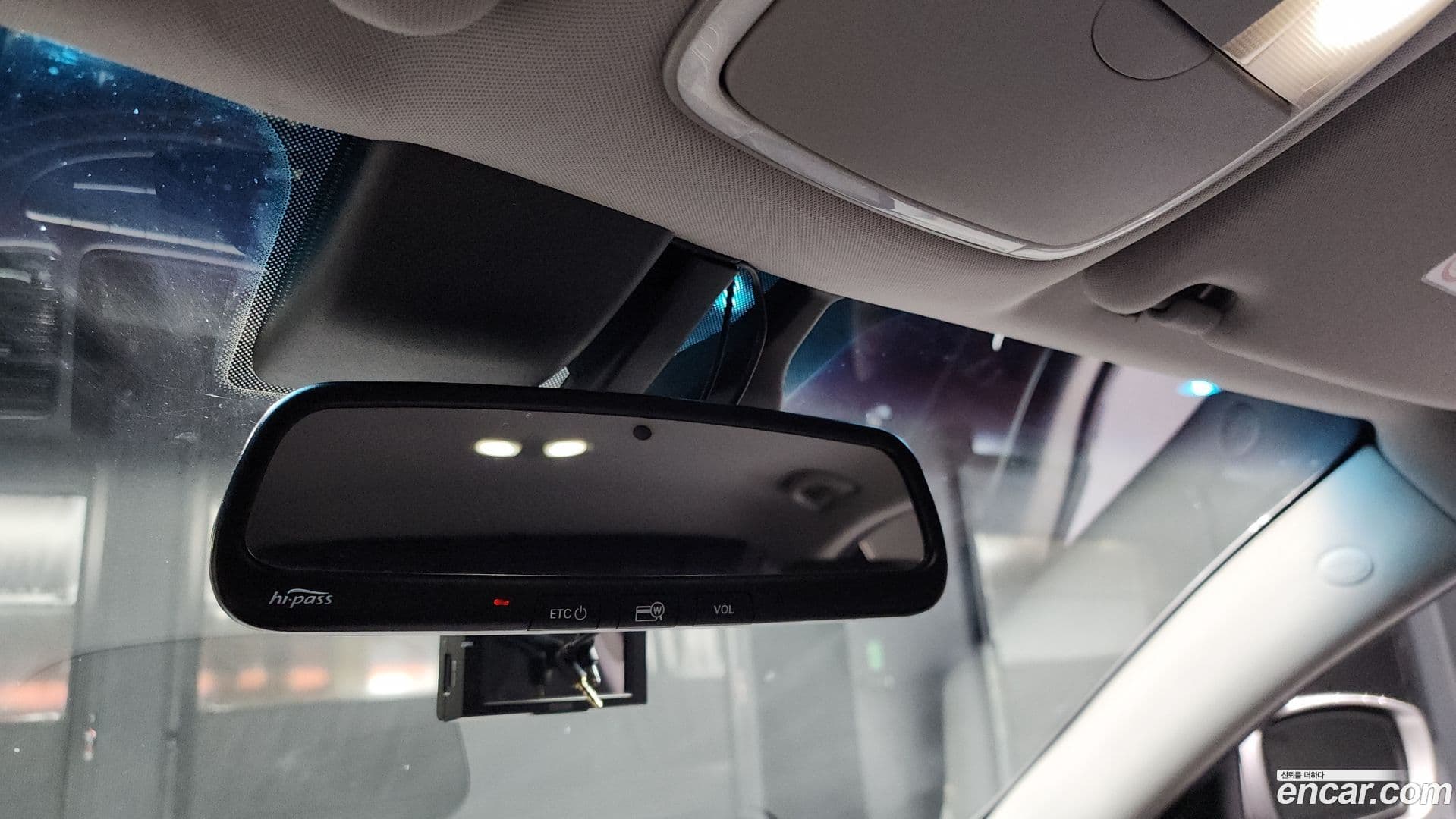 Main__Slider__Photo:Genesis Hyundai 2011.0-15