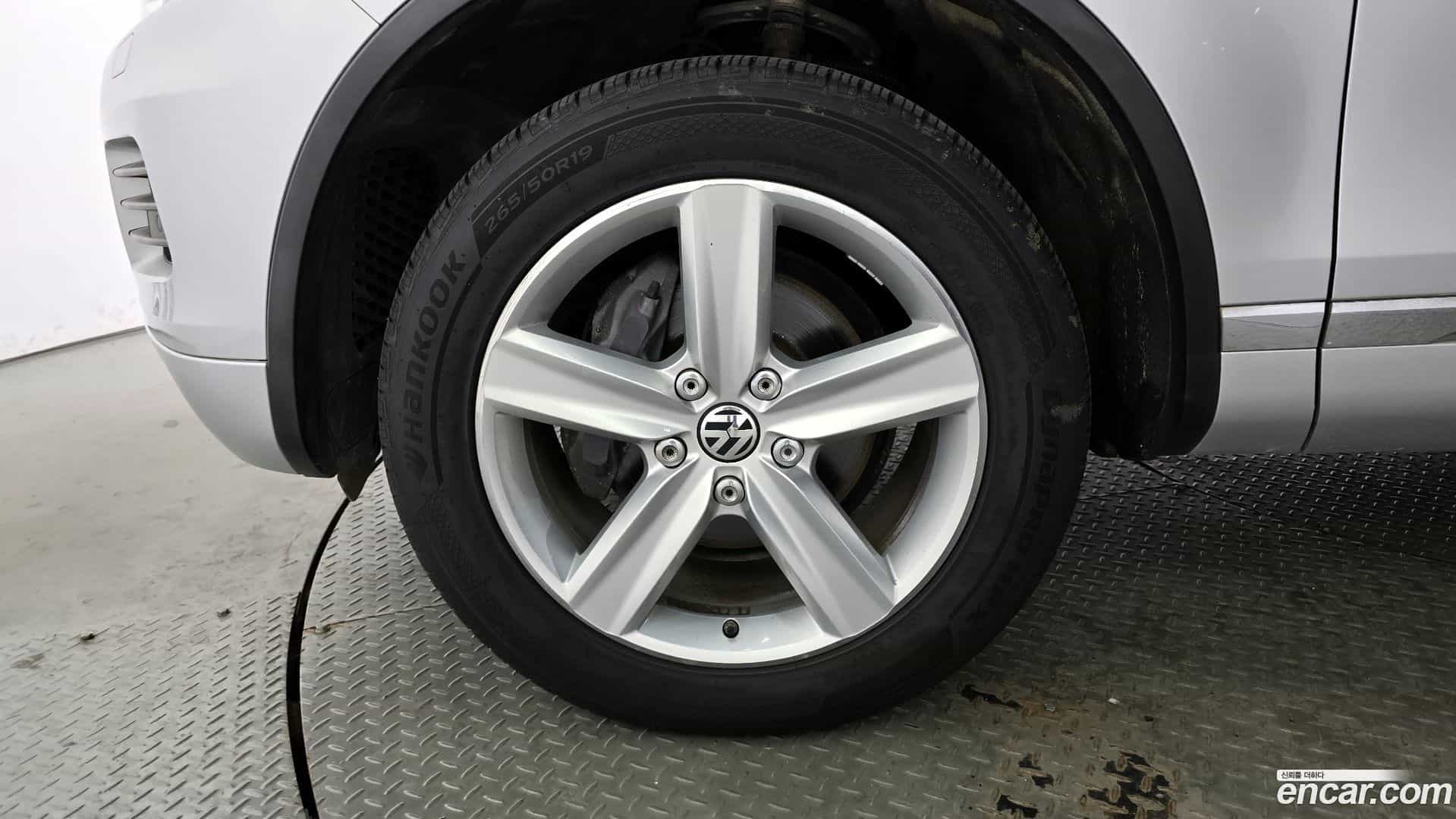 Touareg Volkswagen 2014.6-OUTER-005