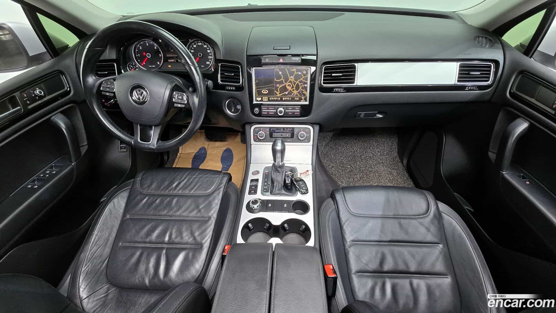 Touareg Volkswagen 2014.6-INNER-007