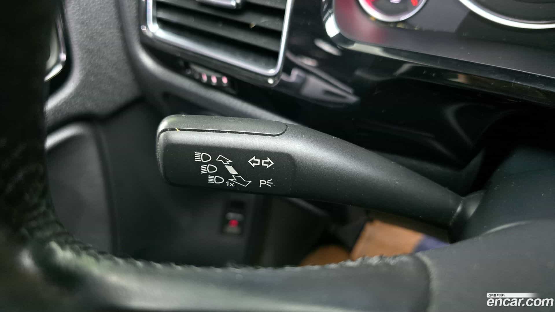 Touareg Volkswagen 2014.6-OPTION-019