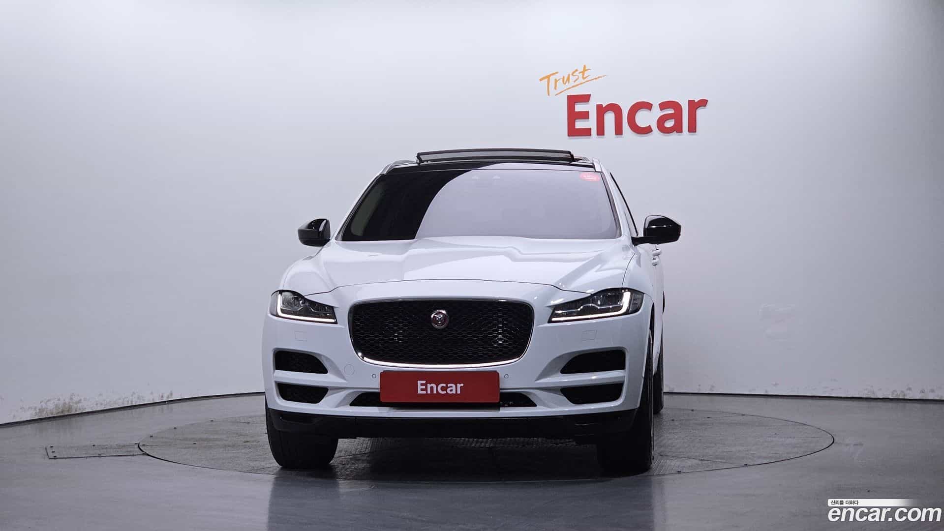 F-PACE Jaguar 2019.5-OUTER-003