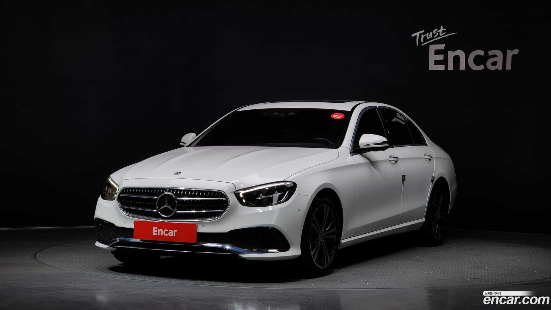 E-Class Mercedes-Benz 2021.11-OUTER-001