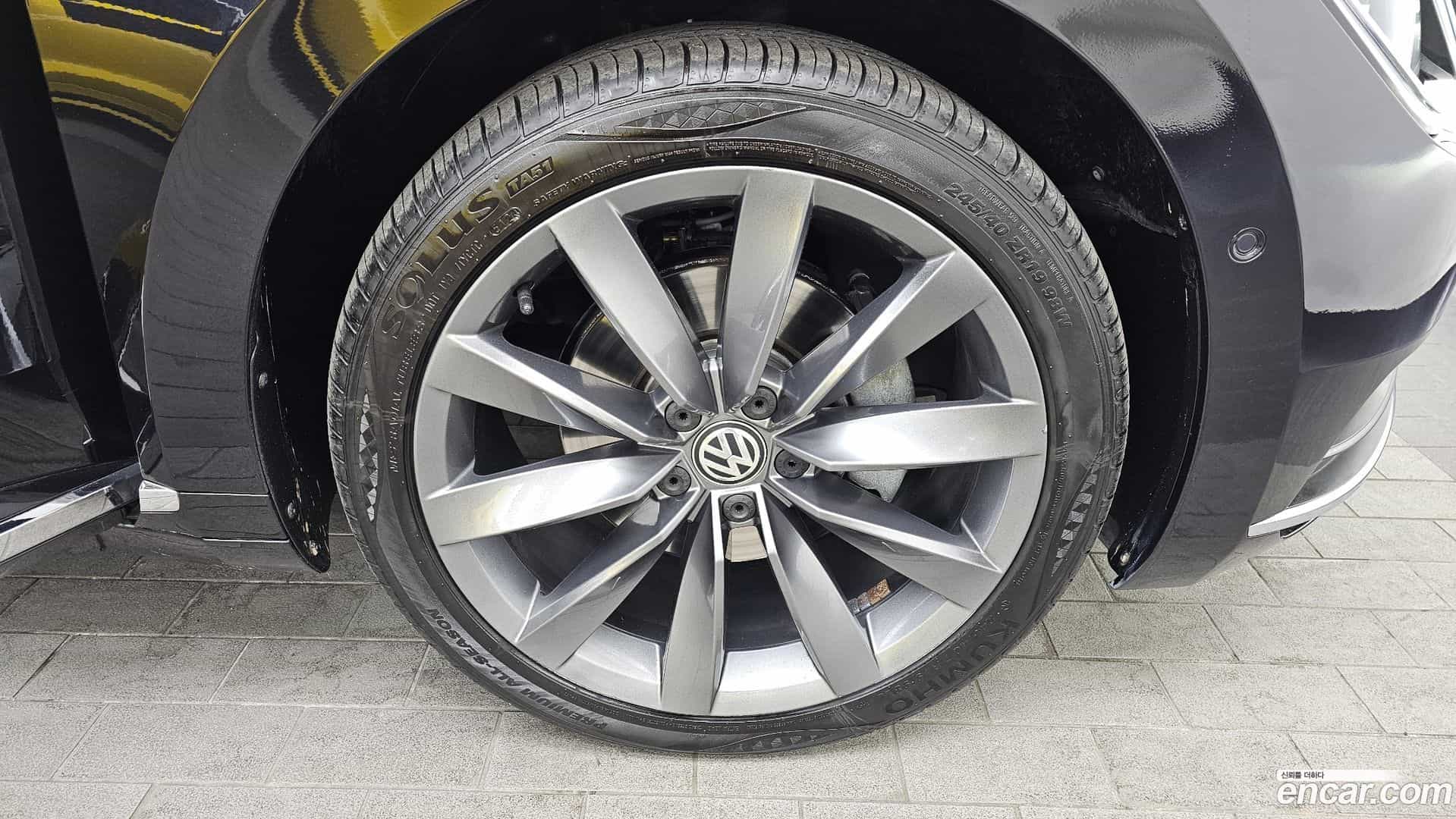 Arteon Volkswagen 2020.11-OUTER-005