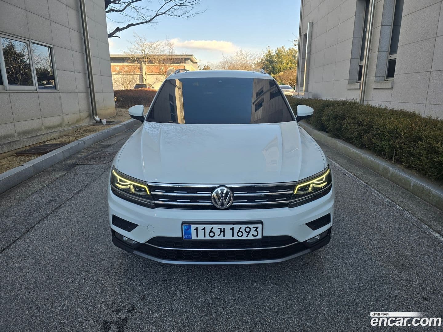 Main__Slider__Photo:Tiguan Volkswagen 2020.6-0