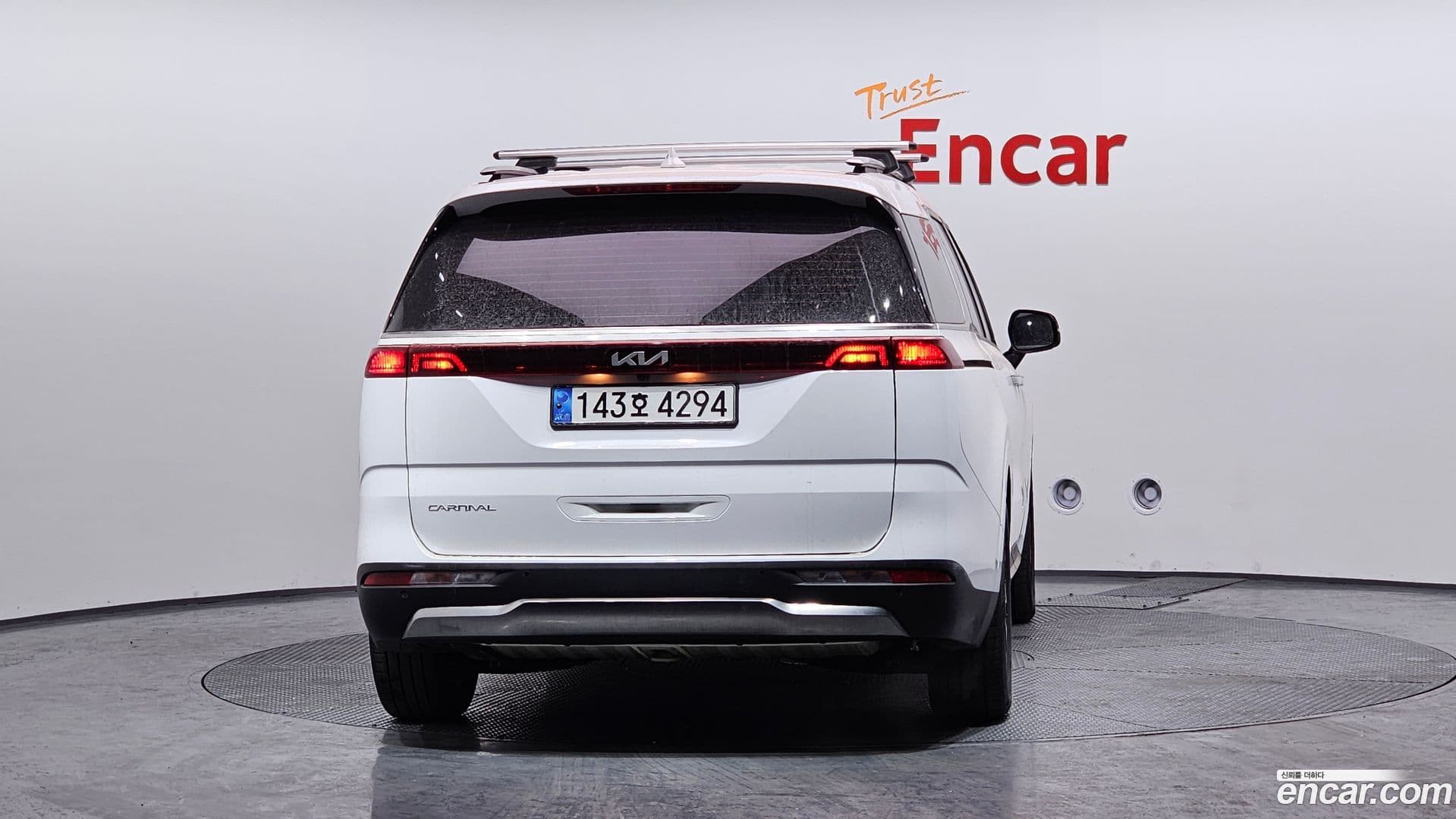 Main__Slider__Photo:Canival Kia 2022.7-3