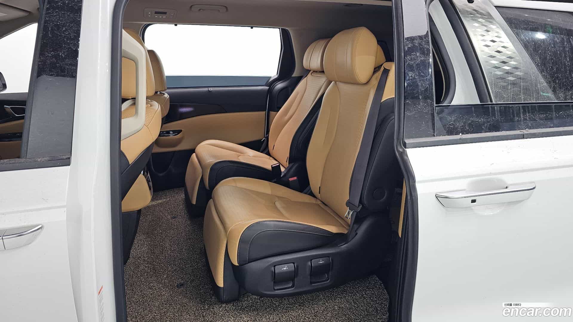 Canival Kia 2022.7-OPTION-015