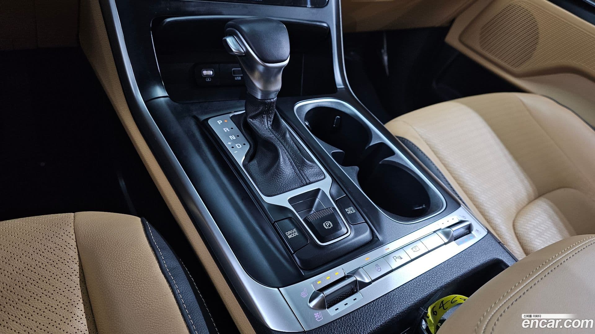 Main__Slider__Photo:Canival Kia 2022.11-8