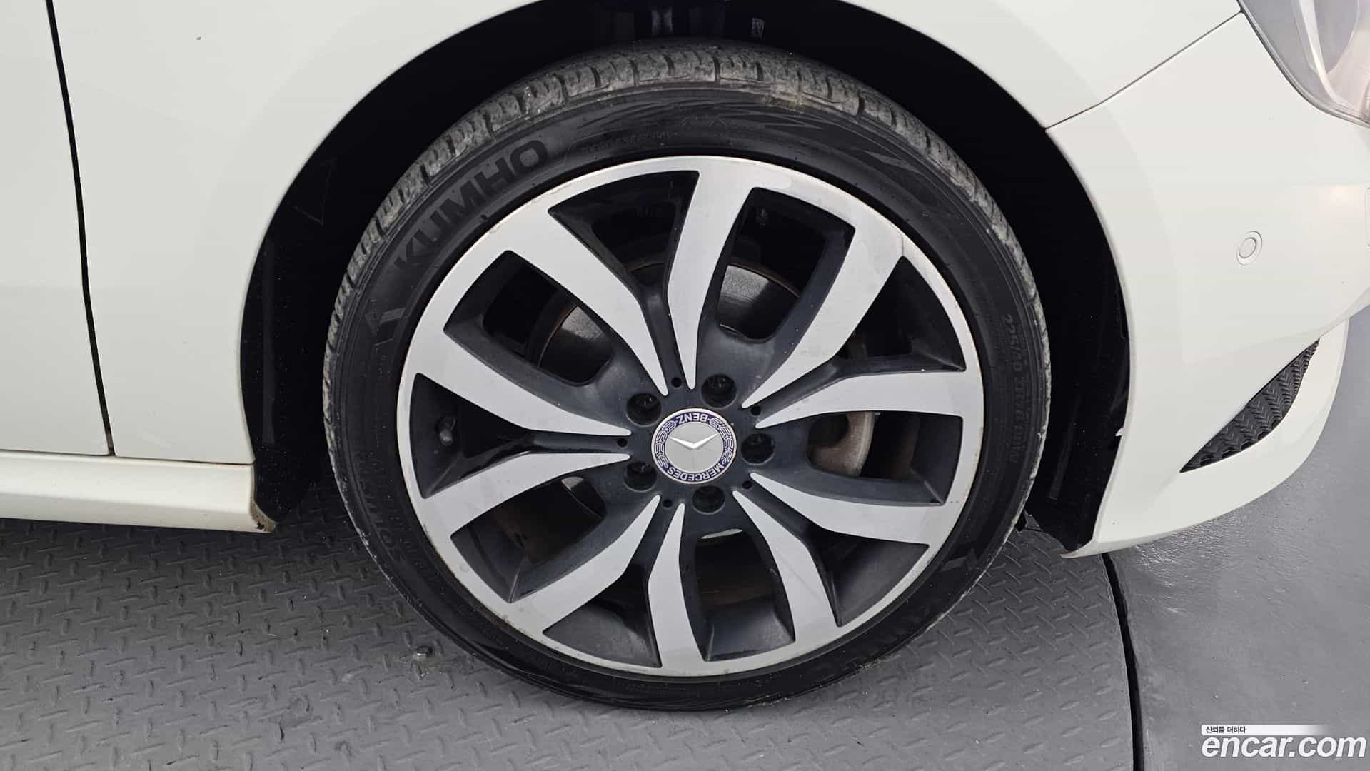 A-Class Mercedes-Benz 2014.1-OUTER-005