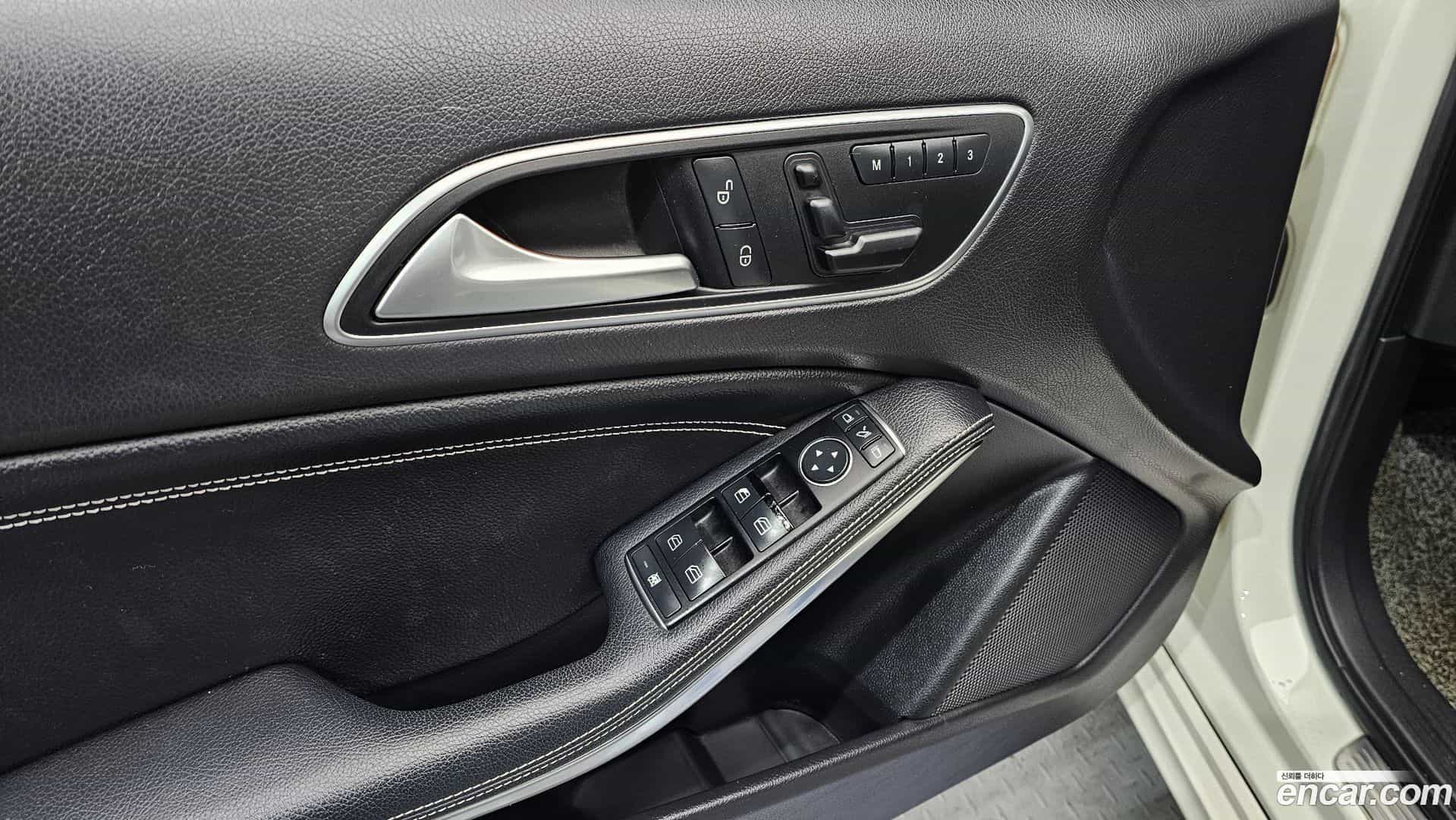 A-Class Mercedes-Benz 2014.1-OPTION-020