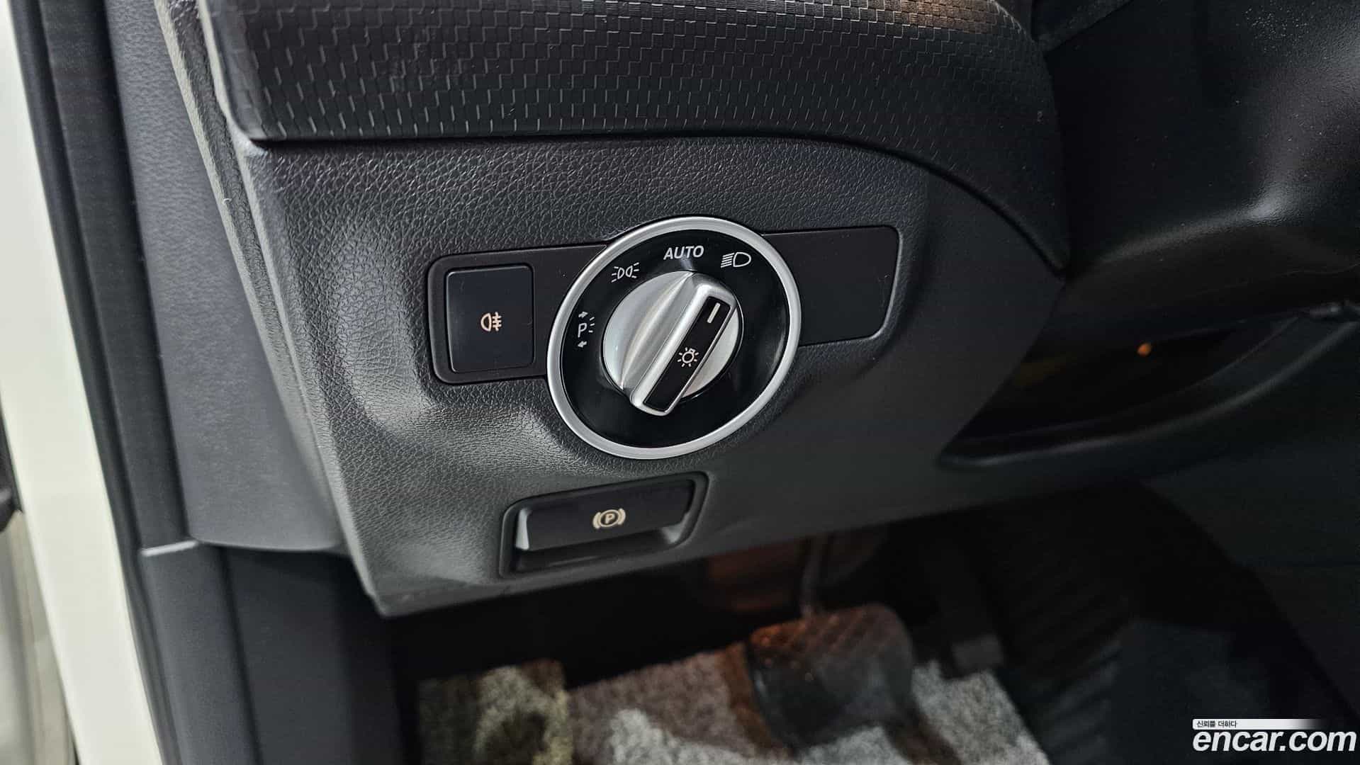 A-Class Mercedes-Benz 2014.1-OPTION-021