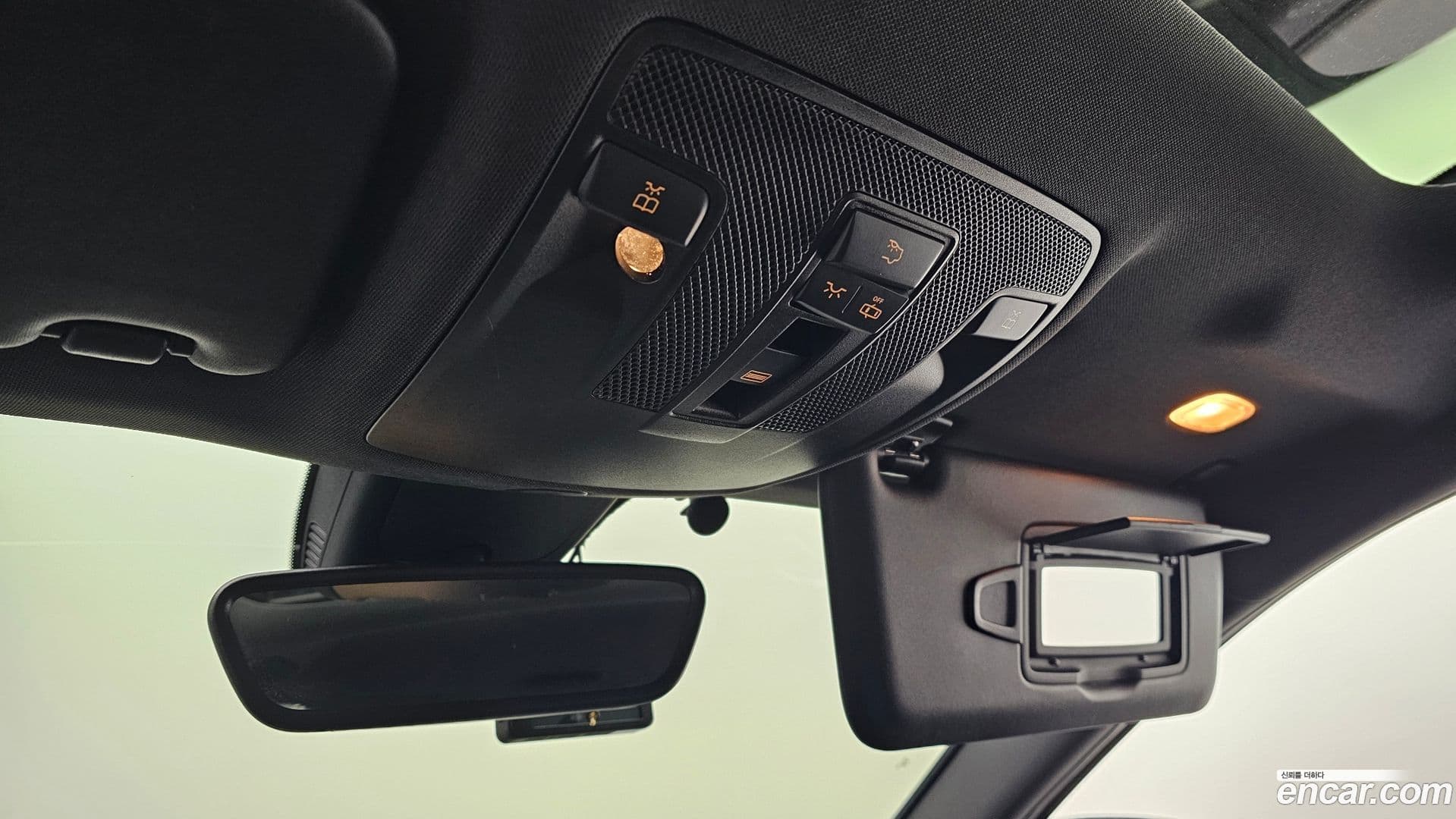 Main__Slider__Photo:A-Class Mercedes-Benz 2014.1-17