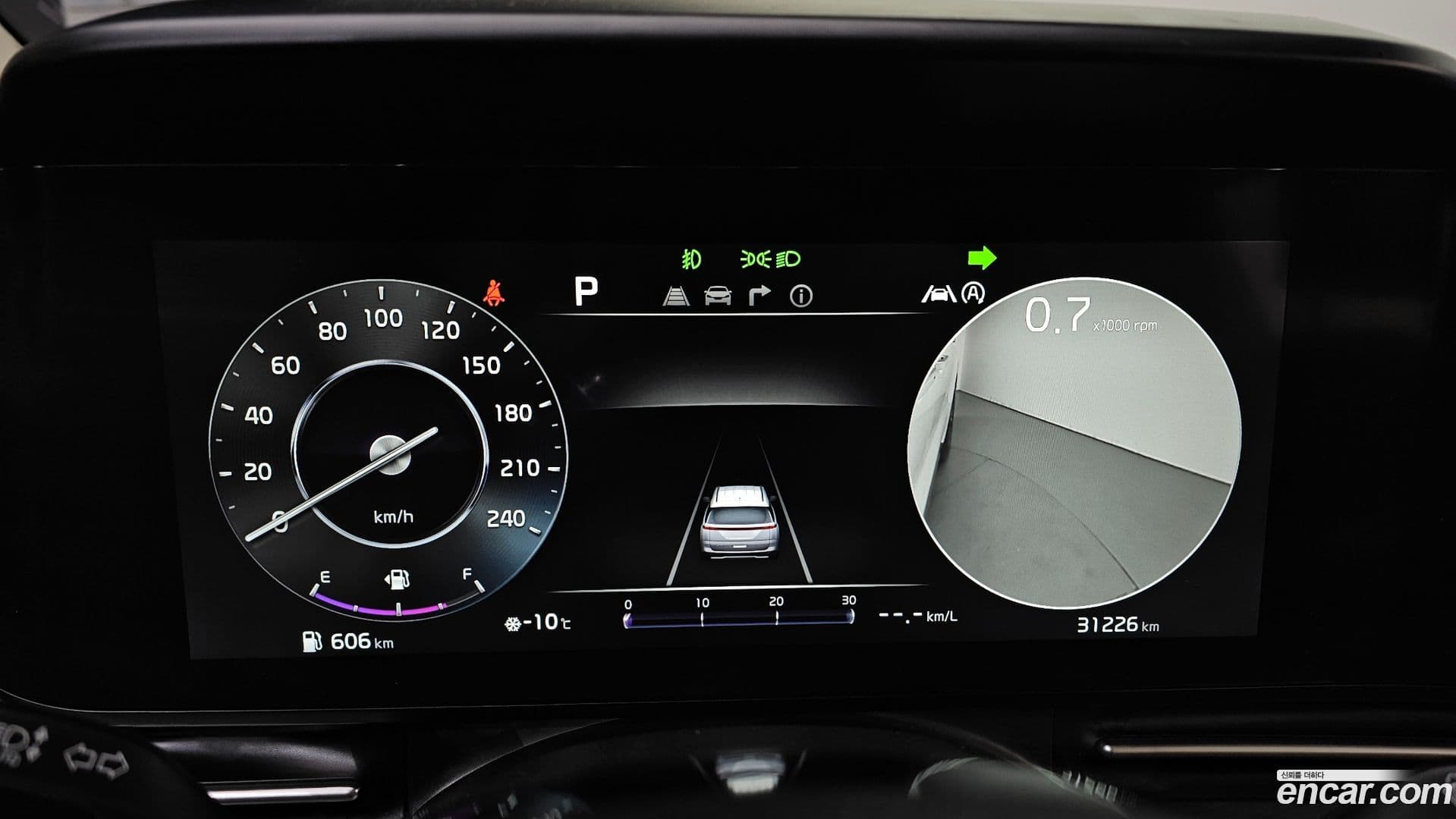 Main__Slider__Photo:Canival Kia 2022.3-7