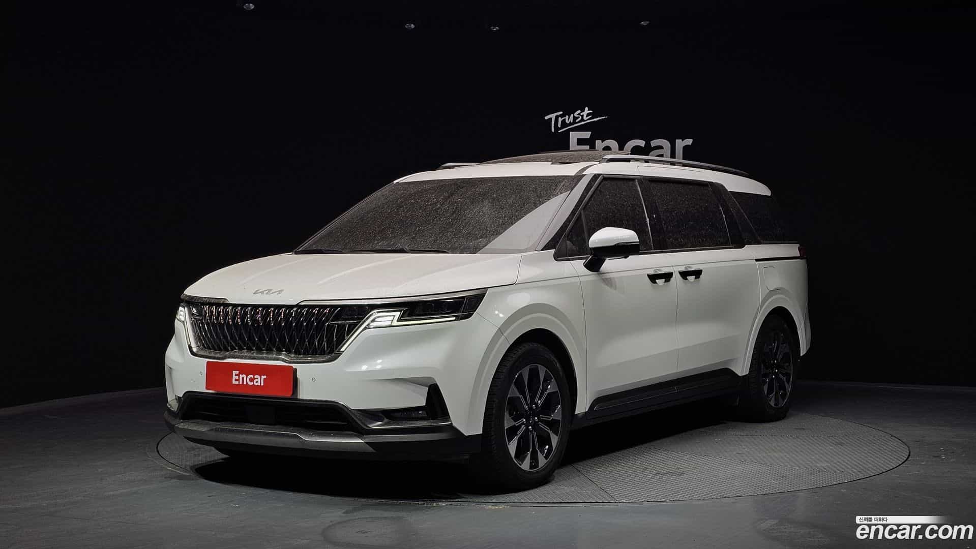 Canival Kia 2022.10-OUTER-001