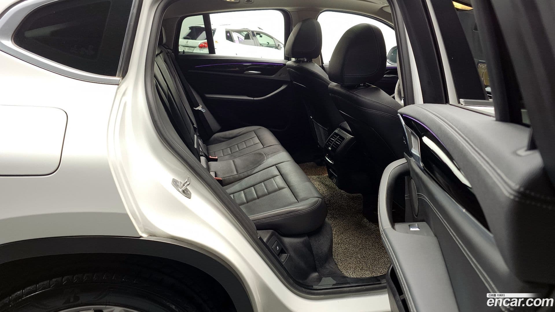 Main__Slider__Photo:X4 BMW 2022.0-11