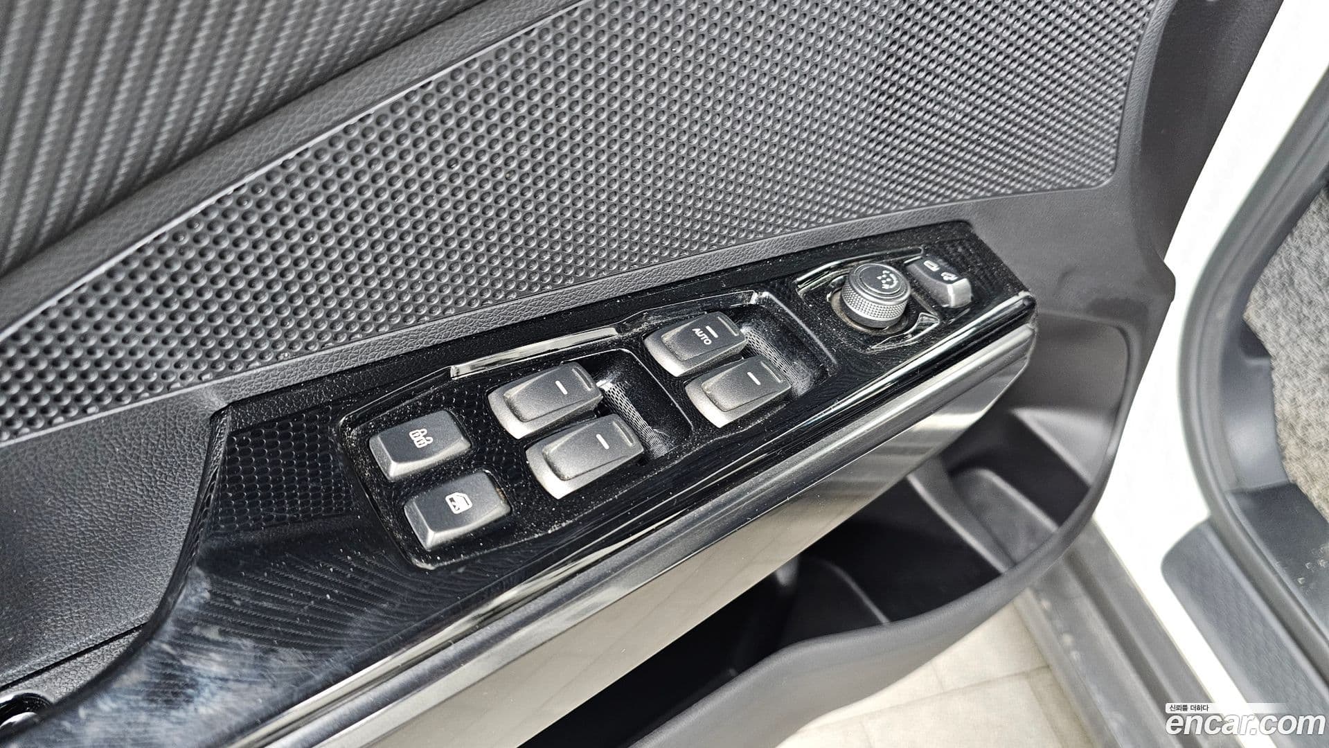 Main__Slider__Photo:TIBOLI KG_Mobility_Ssangyong 2020.9-13