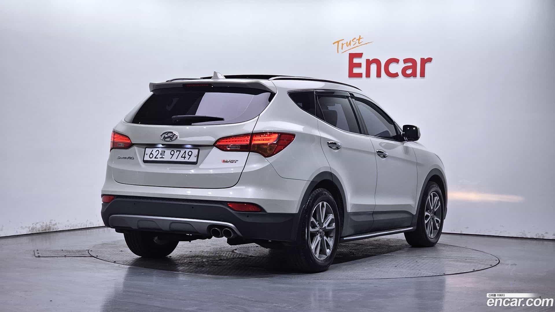 Santafe Hyundai 2012.4-OUTER-002