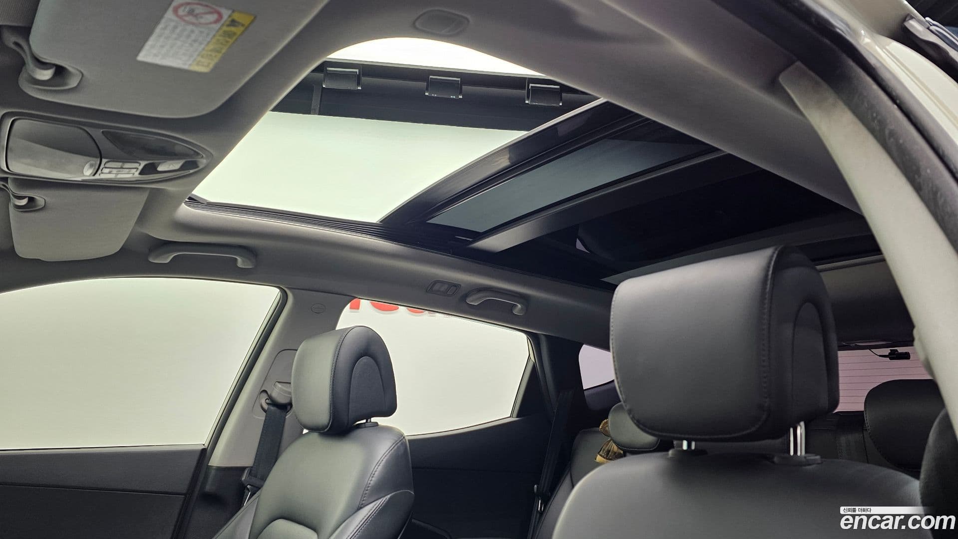 Main__Slider__Photo:Santafe Hyundai 2012.4-18