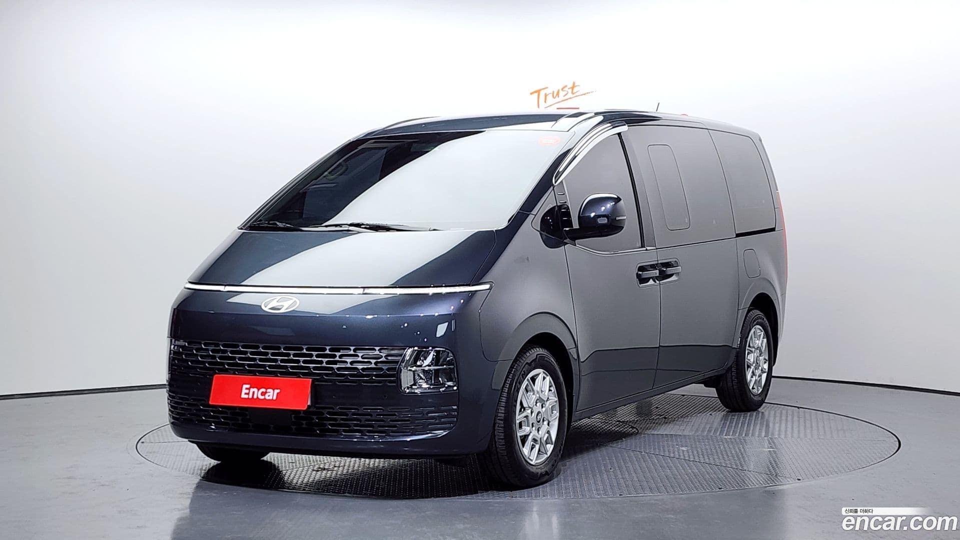 Main__Slider__Photo:Staria Hyundai 2024.9-0