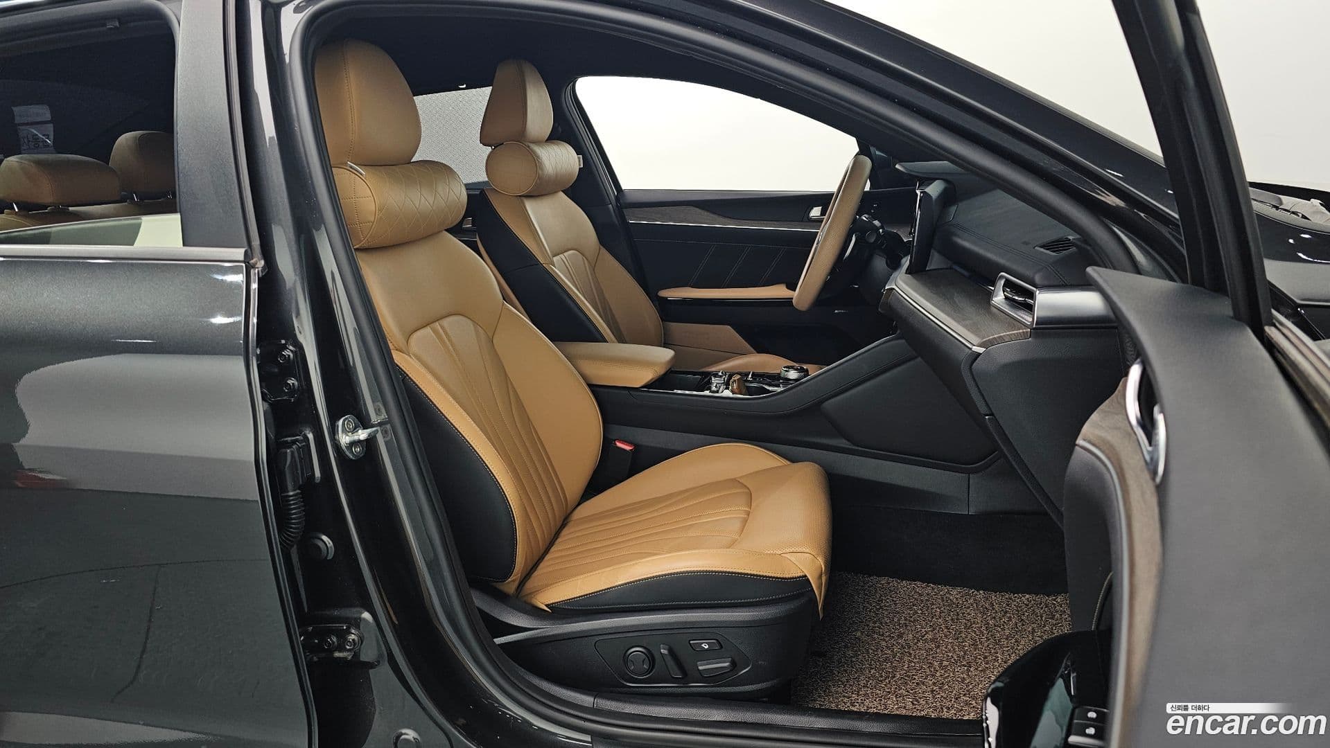 Main__Slider__Photo:K5 Kia 2021.5-9