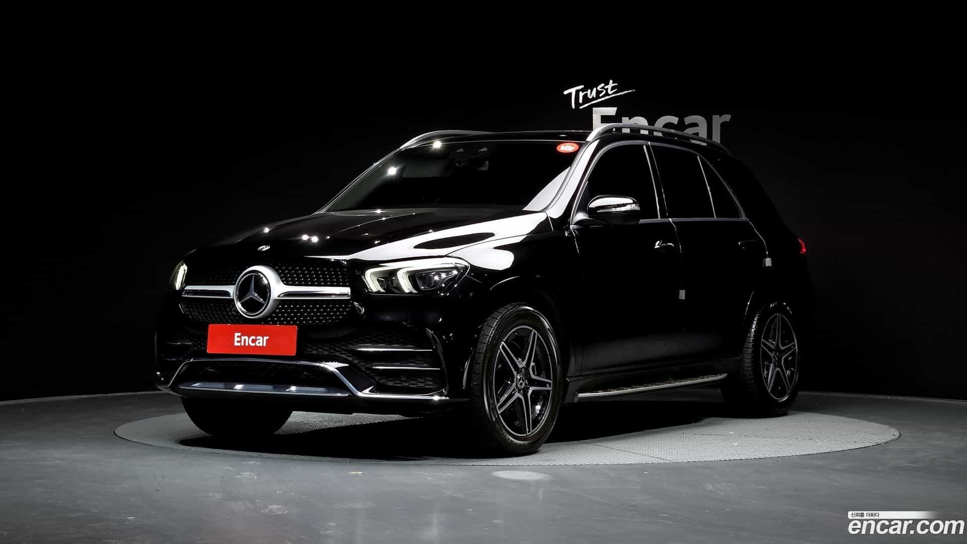 GLE-Class Mercedes-Benz 2020.4-OUTER-001