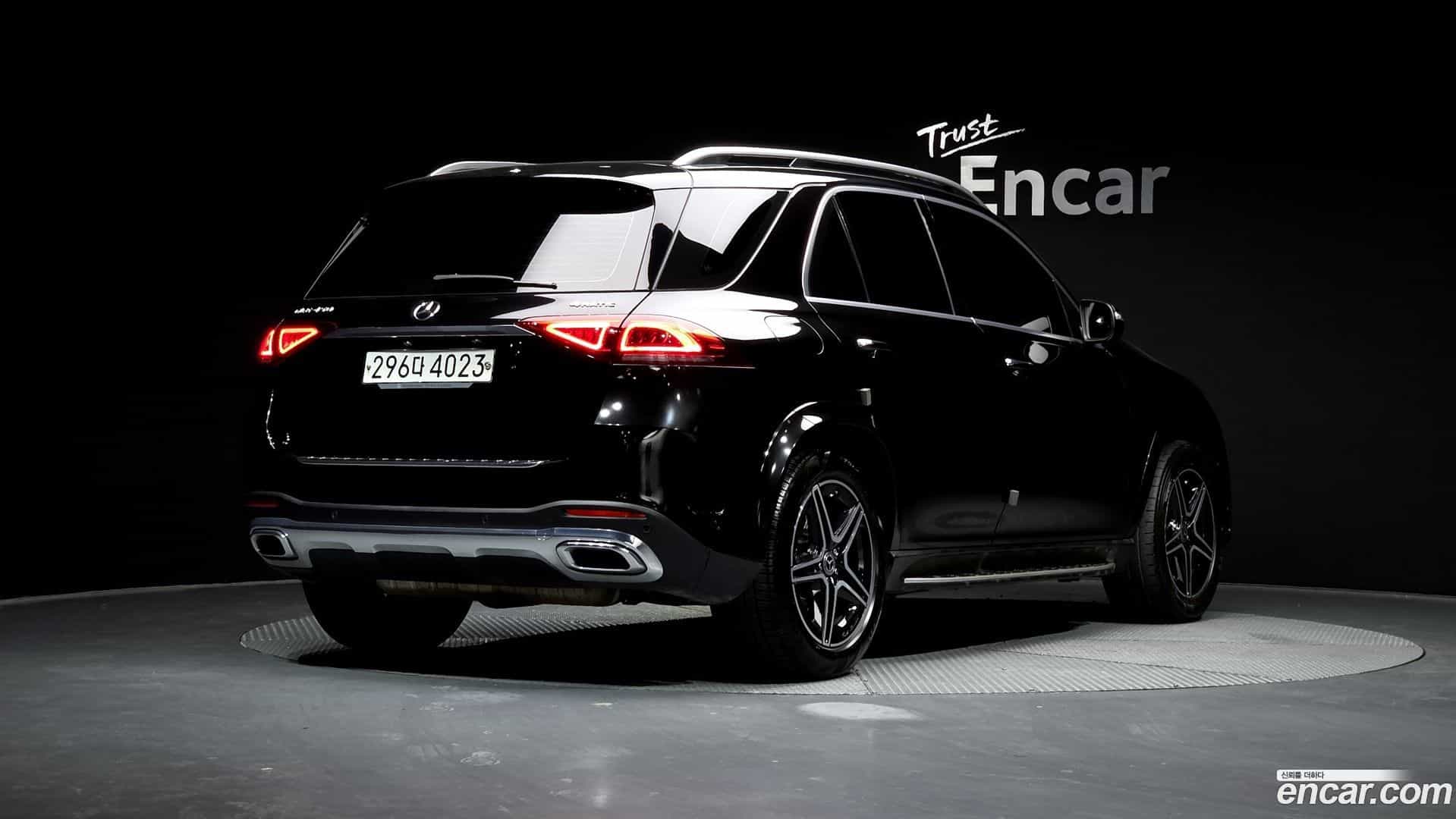 GLE-Class Mercedes-Benz 2020.4-OUTER-002