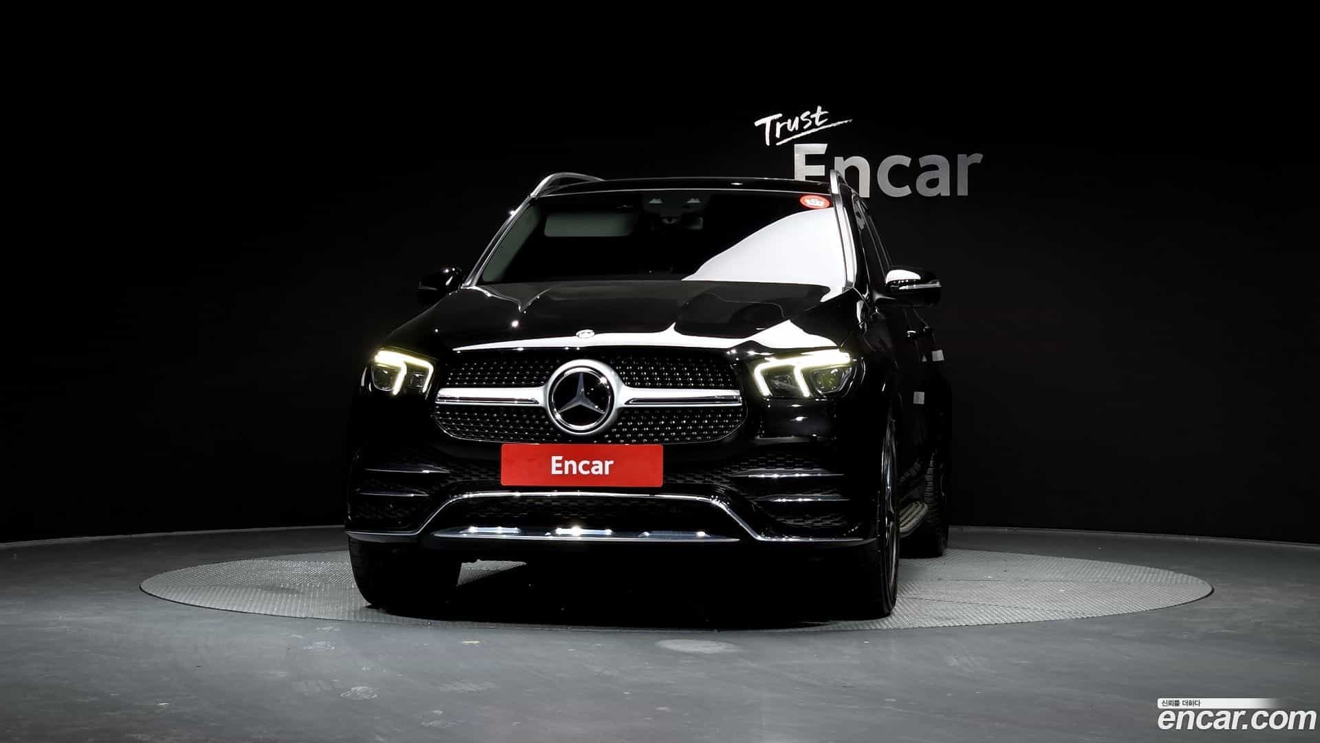 GLE-Class Mercedes-Benz 2020.4-OUTER-003