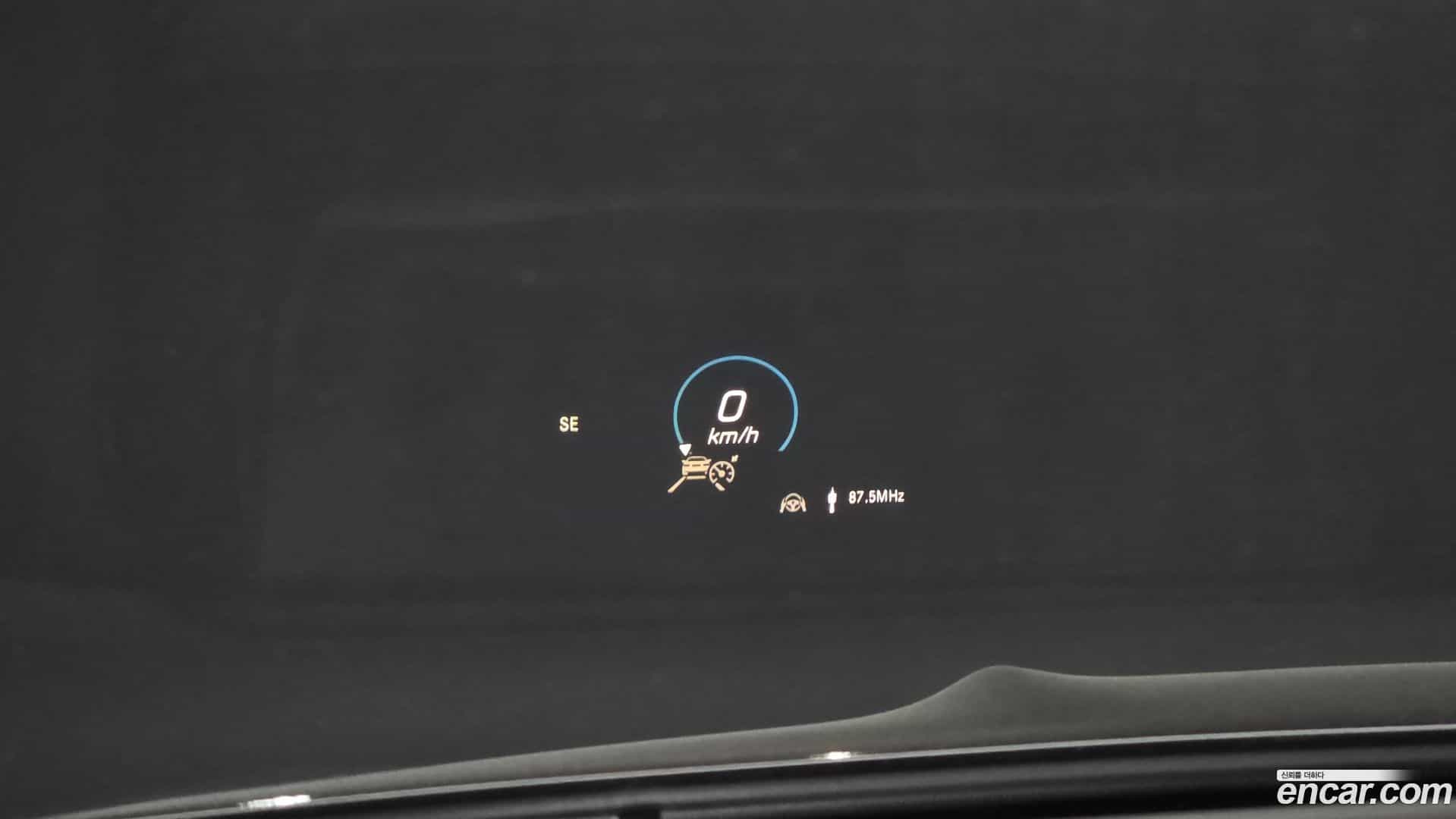 GLE-Class Mercedes-Benz 2020.4-OPTION-022