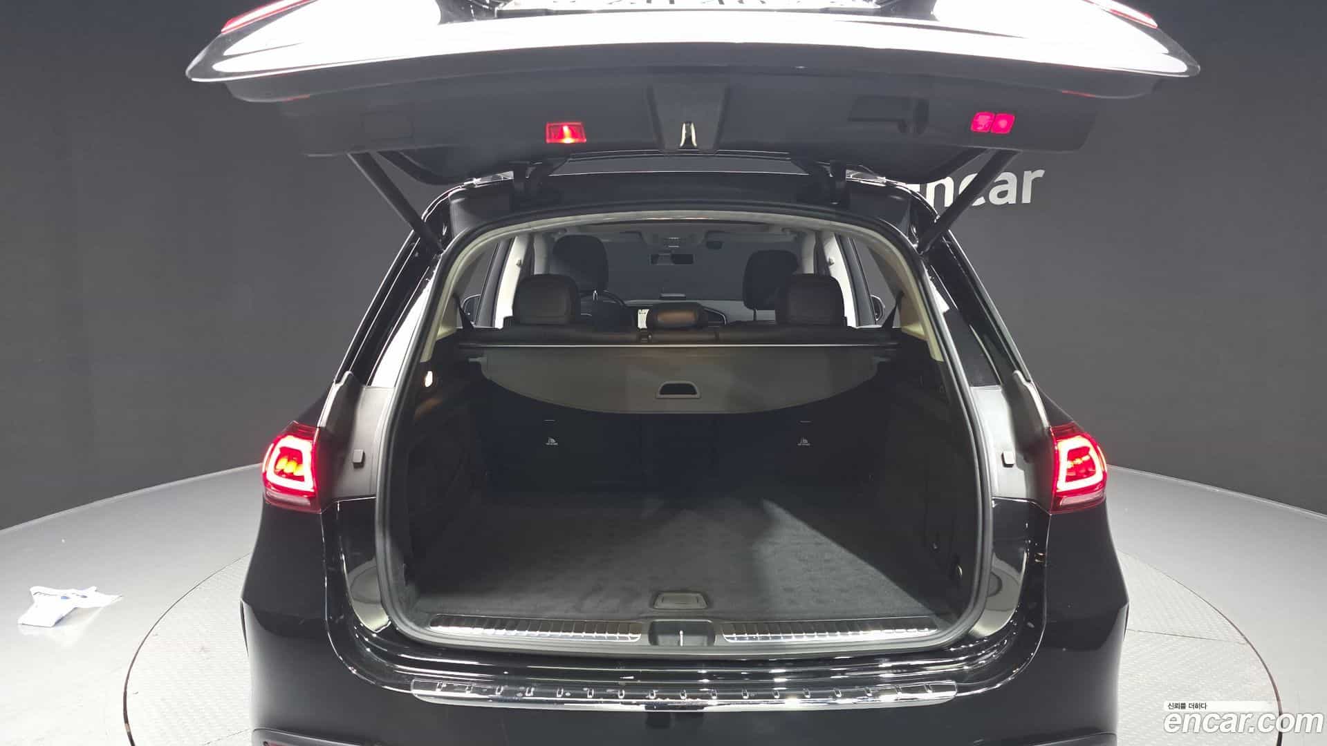 GLE-Class Mercedes-Benz 2020.4-OPTION-024