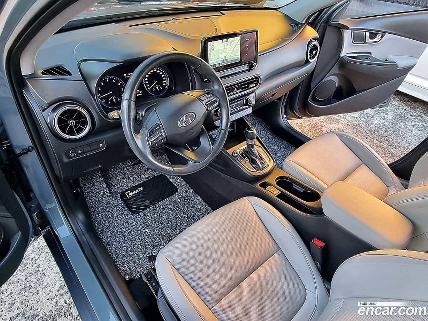 Kona Hyundai 2020.10-INNER-006