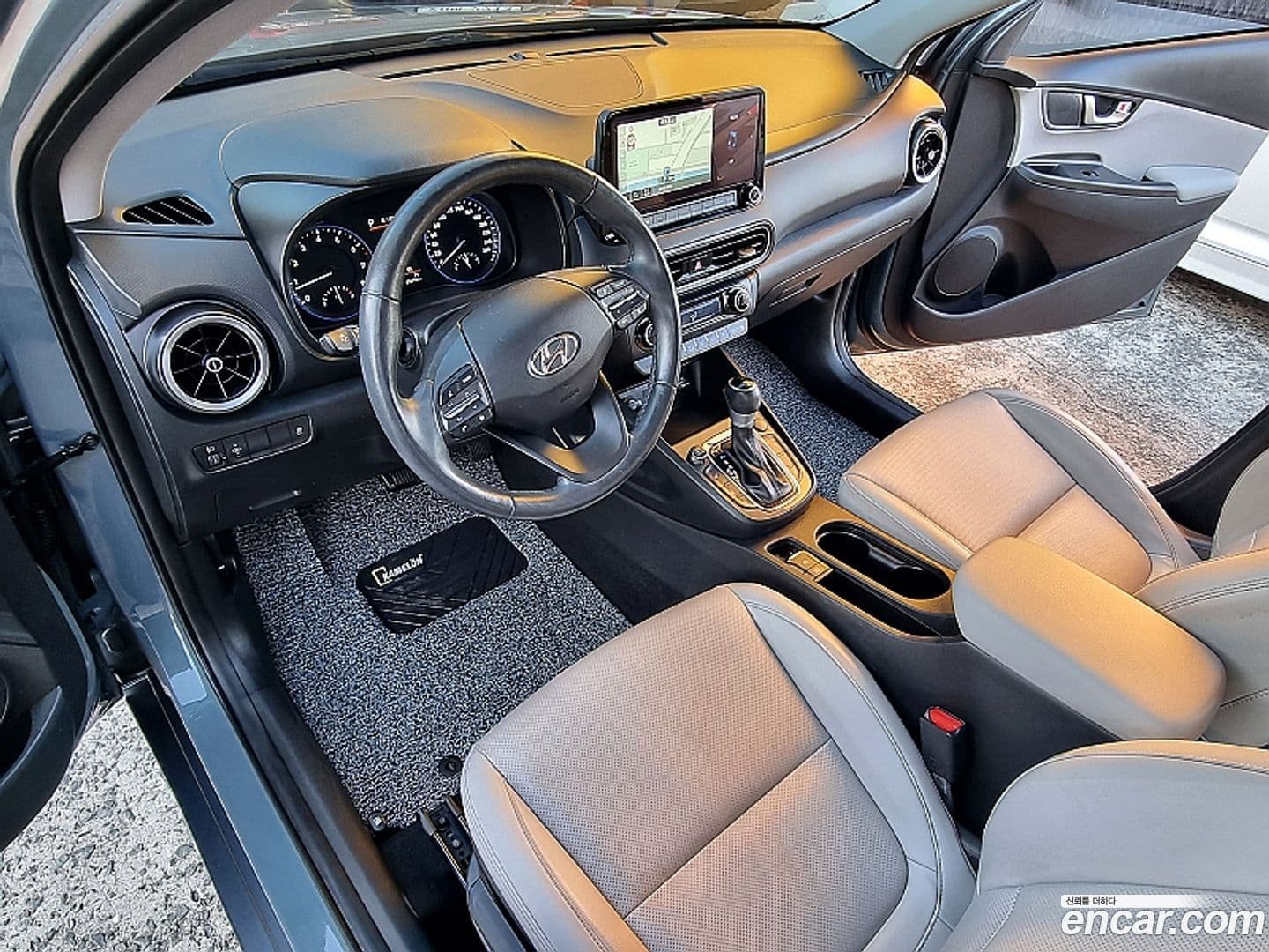 Main__Slider__Photo:Kona Hyundai 2020.10-5