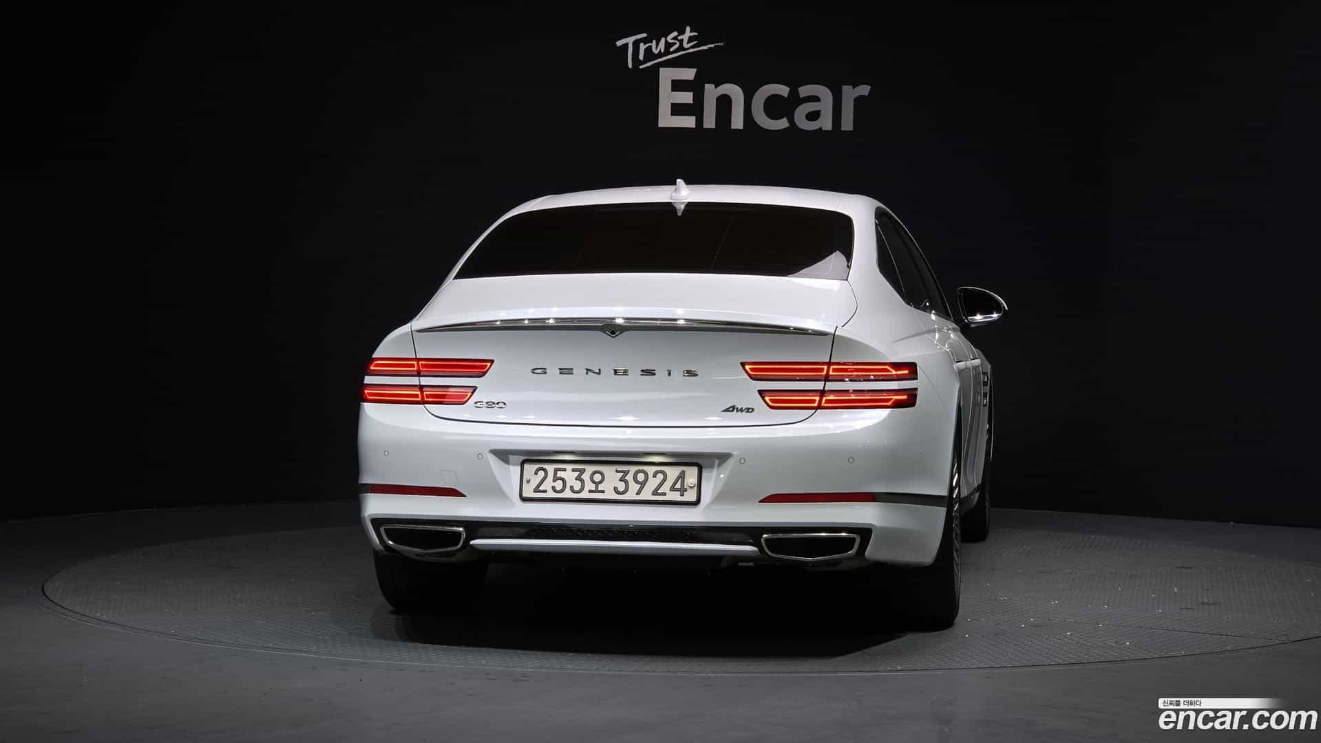 G80 Genesis 2024.0-OUTER-004