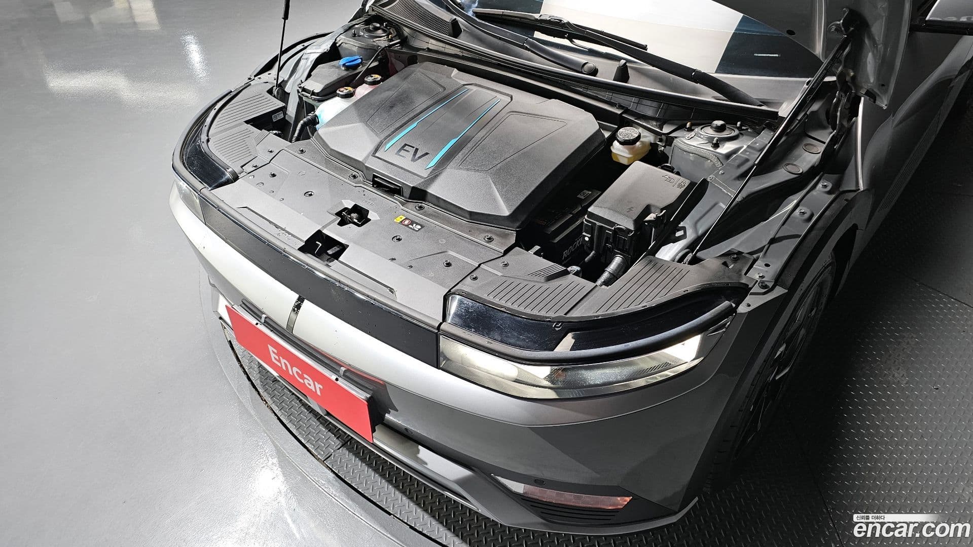 Main__Slider__Photo:Ioniq5 Hyundai 2021.9-5