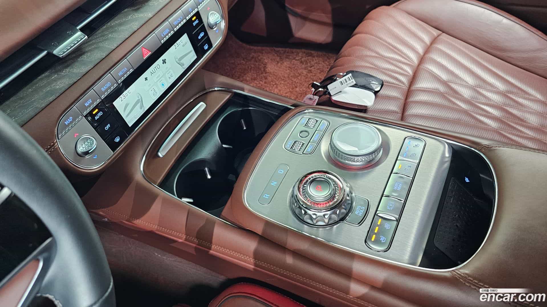 G90 Genesis 2022.11-INNER-009